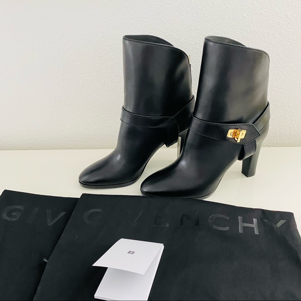 Givenchy Eden Ankle Boot Black Leather